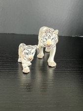Lot of 2 Schleich Figurines: White Tiger Cub - Wild Life