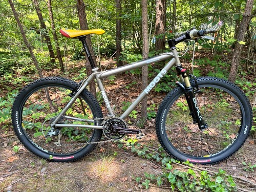 2003 Moots Rigormootis 17" Manitou Black / Mavic Crossmax MK1 / Race Face, MORE