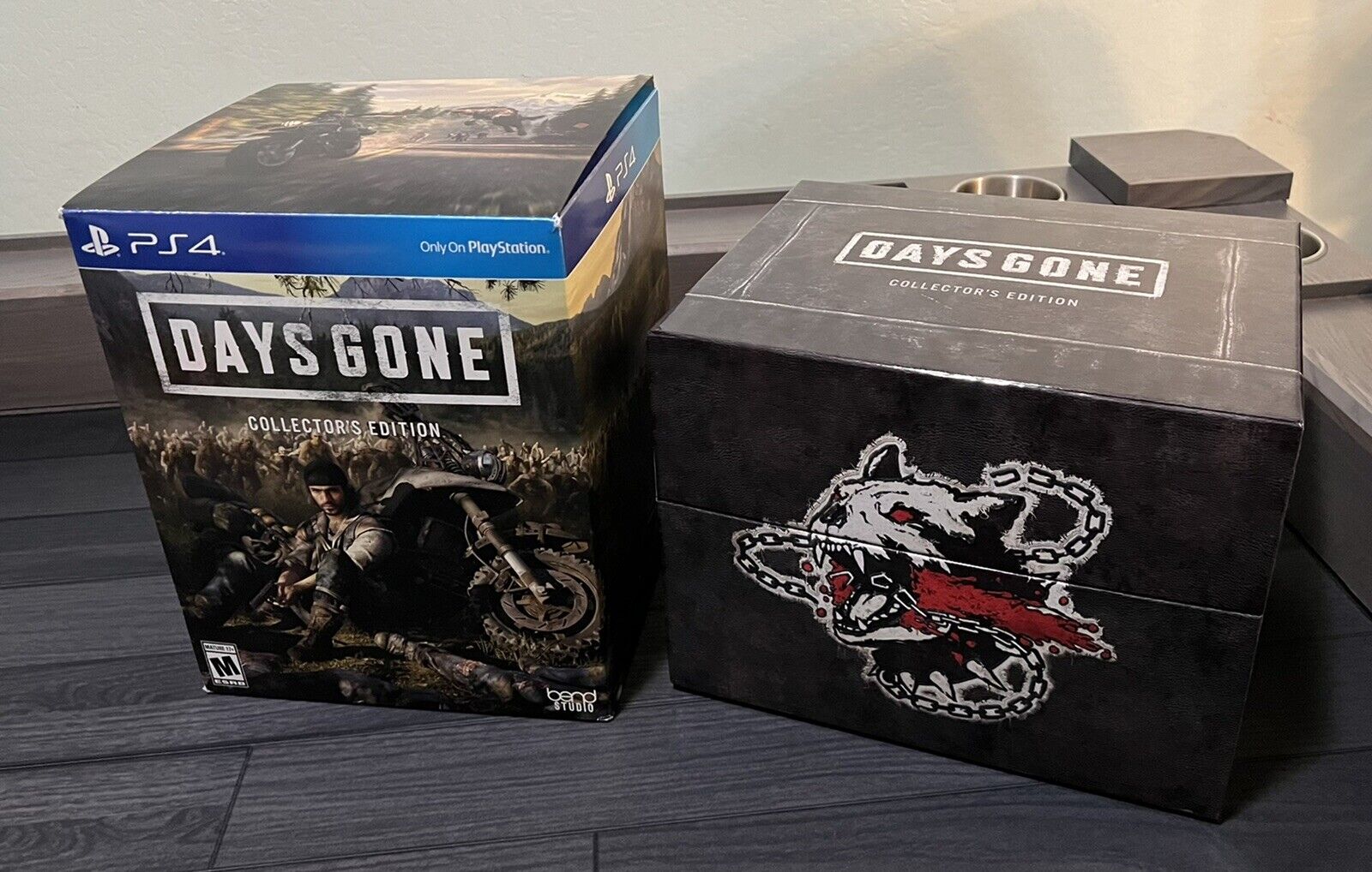 Days Gone Collector's Edition on PS4 - Brand New Opened Only Once  711719522461