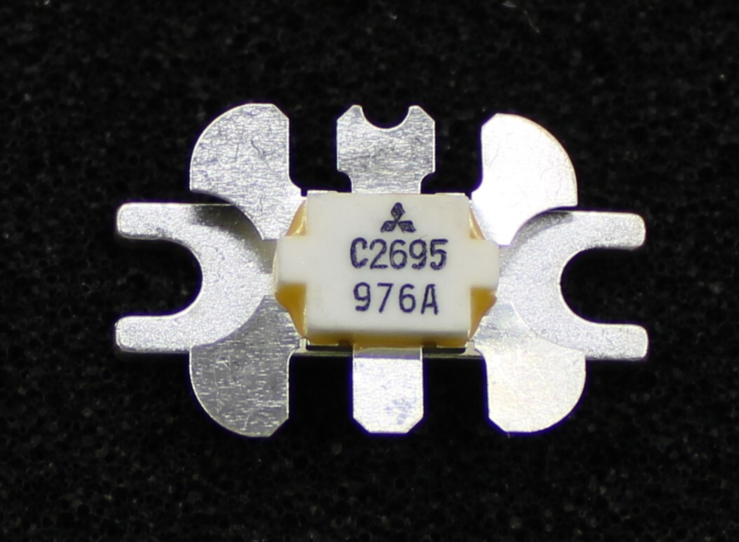 2SC2695 MITSUBISHI NPN Transistor RF Amplifier in UHF band mobile radio