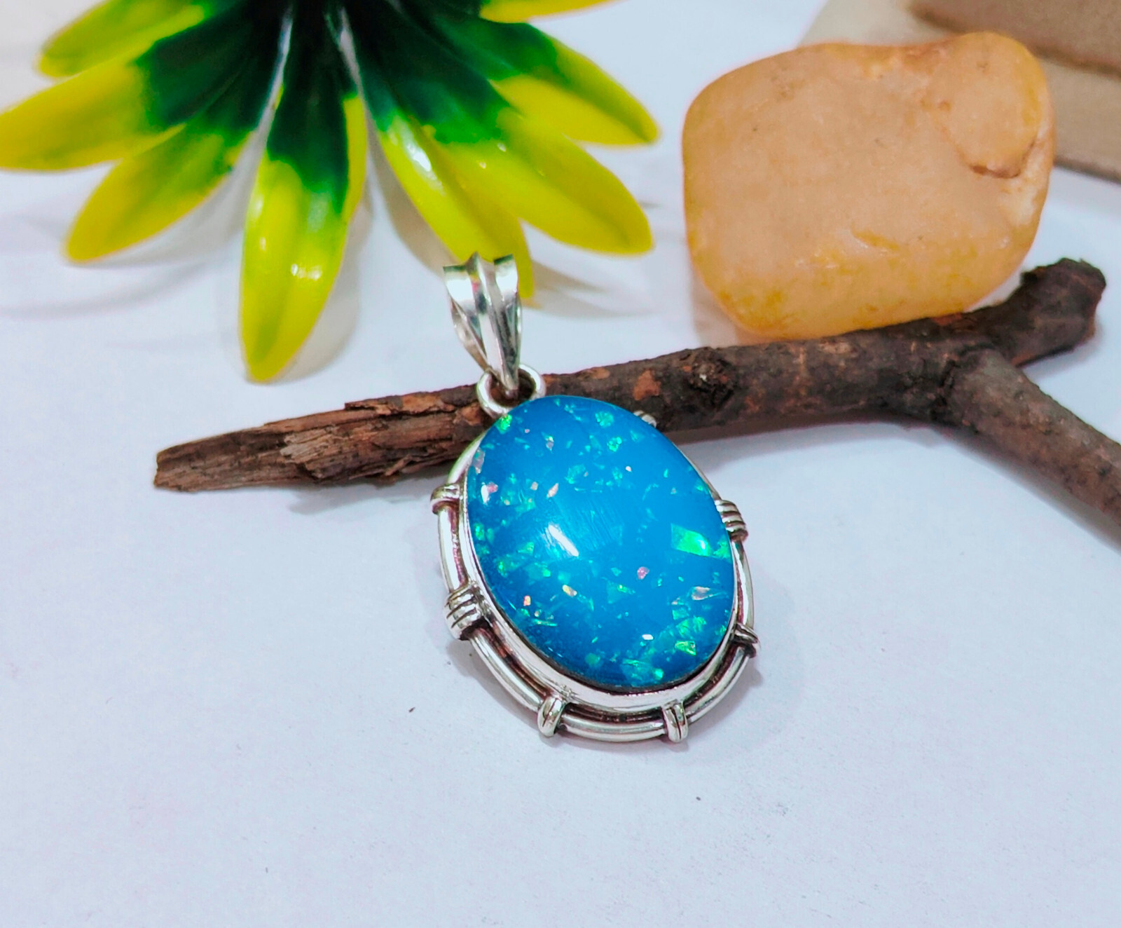 Australin opal 925 Sterling Silver Amazing Gift For mom Handmade Pendant A594