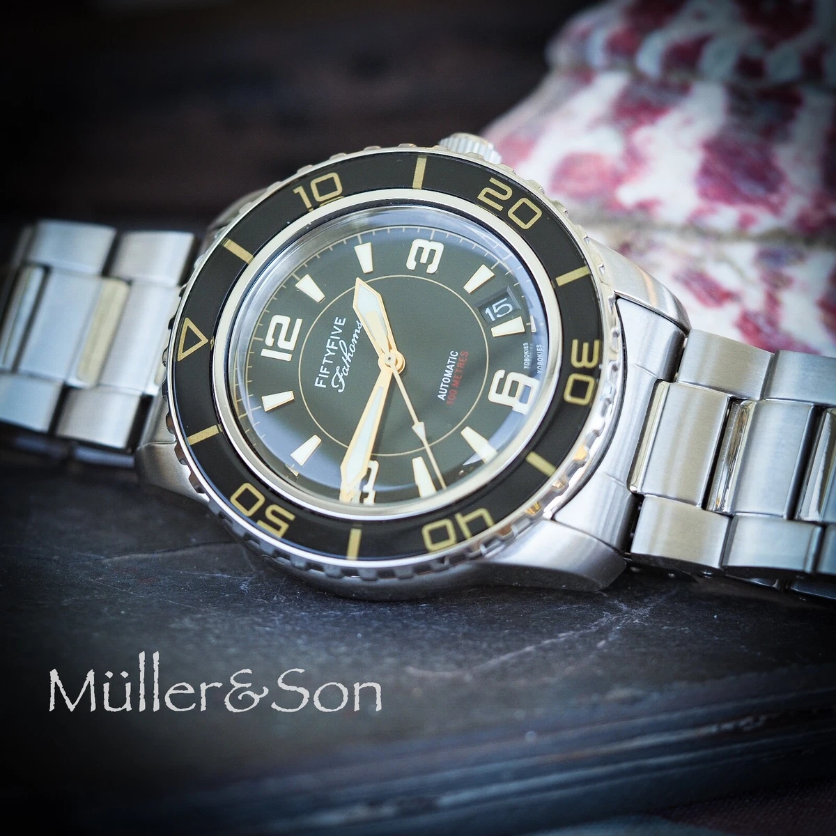 Seiko fifty hotsell five fathoms gold