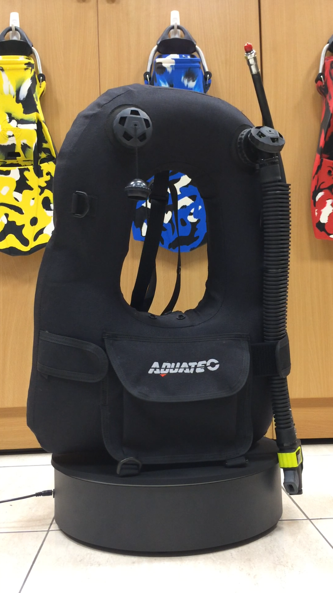 Alimentation en air de plongée | Manomètres de plongée | Fabricant de boussoles sous-marines | SCUBA AQUATEC