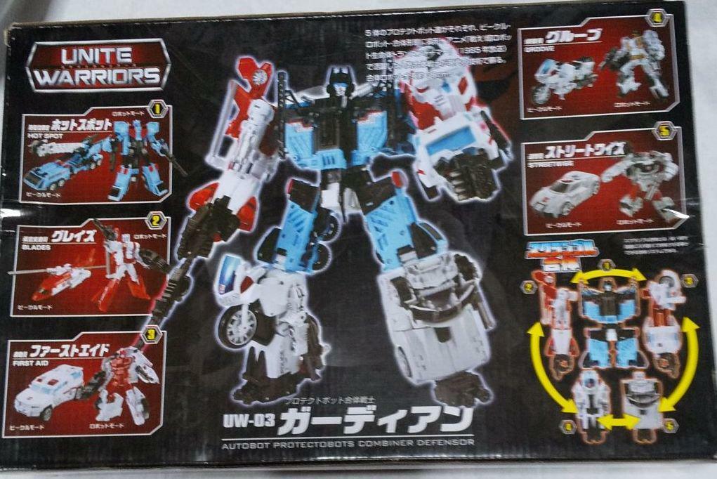 Takara Tomy Transformers Unite Warriors Defensor Guardian