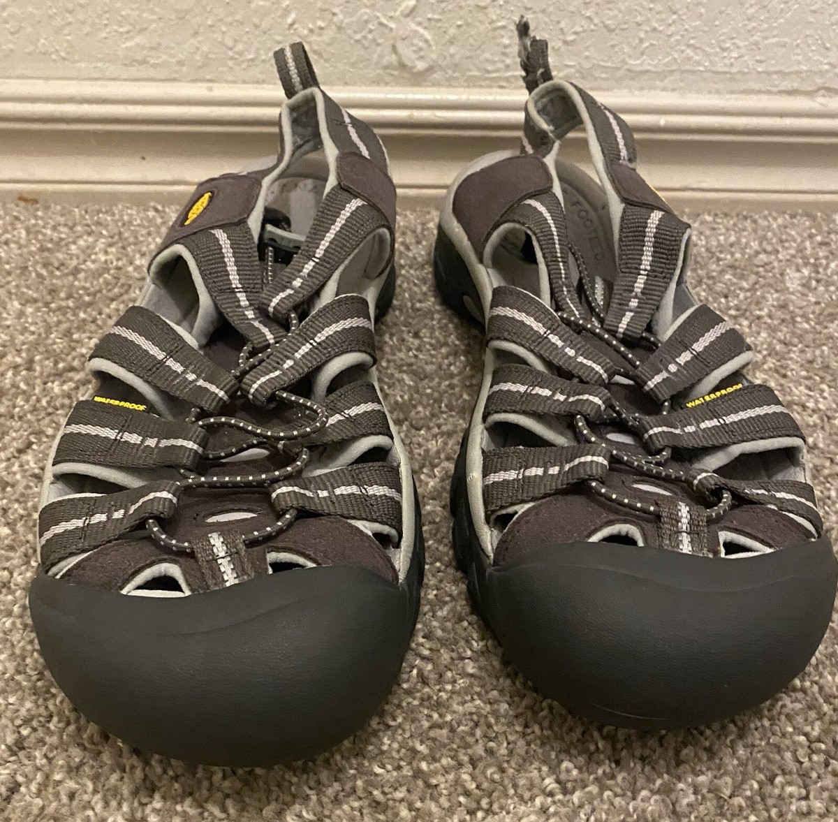KEEN Newport H2 Sandals Men\'s Size 11 Black Stone Gray 110230-BKSG Hiking KEEN Newport H2 Mens Black Hiking Sandals All-Terrain  main image 4