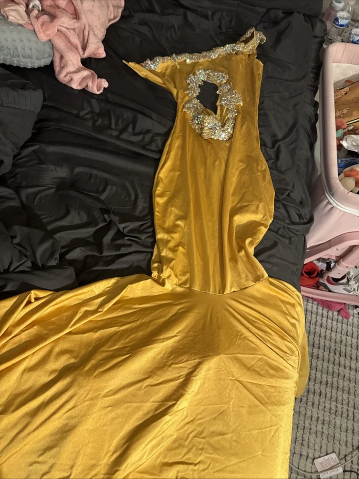 Baby Shower Dress - Image 3 of 3