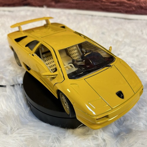 Rare! Out of print vintage Burago 1/18 Lamborghini Diablo 1990 Giallo - Picture 2 of 12