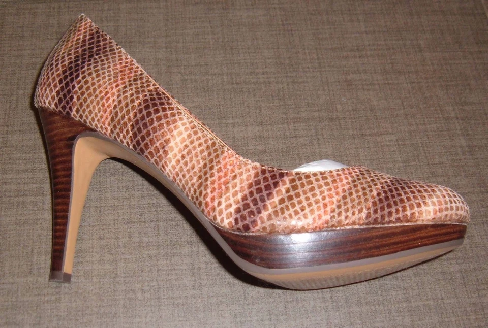 Circa Joan & David Luxe Marrón Serpiente Pitón Textura Cuero Plataforma Bomba 8 Nuevo en Caja Foto 3 de 4