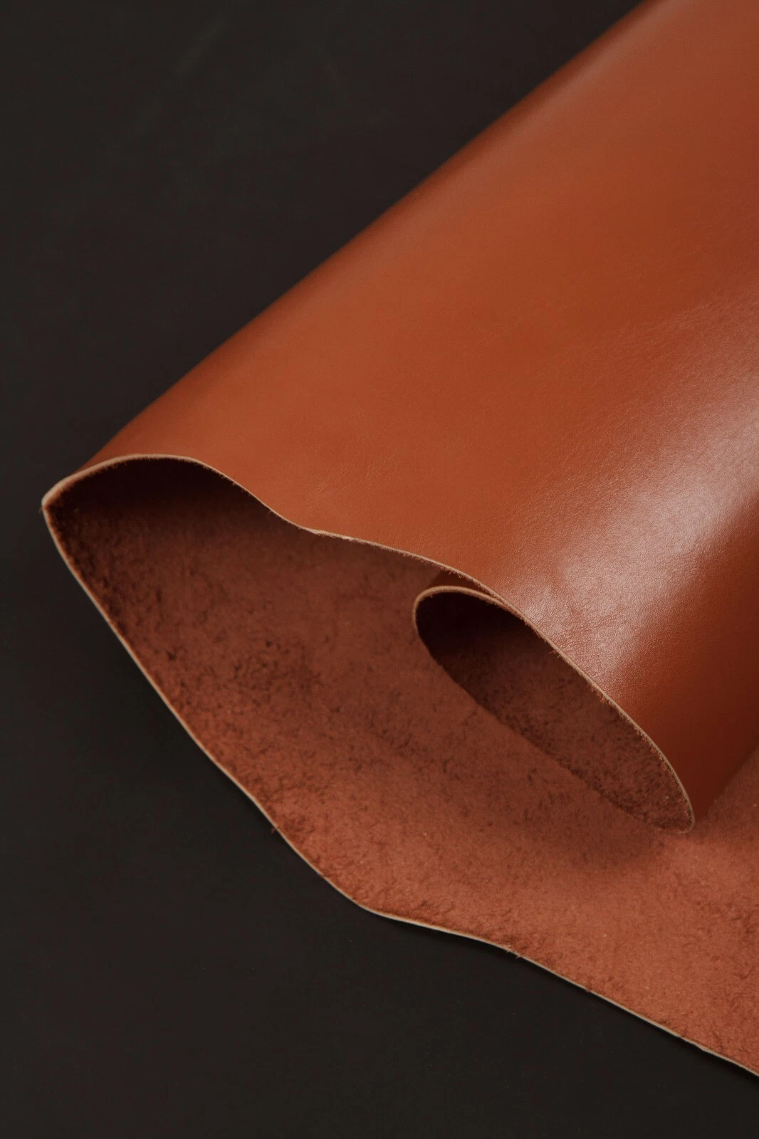 Brown Tan Full Grain Leather Hide – 1.8mm (5oz), Vegetable Tanned 20-25 Sqft