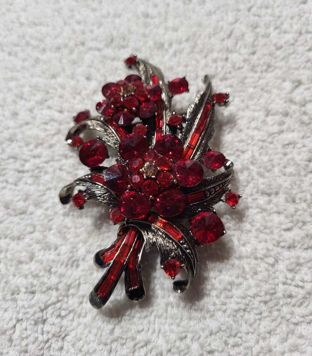 Stunning Sparkling Red Stones Black metal Brooch Pin Pendant Leaf