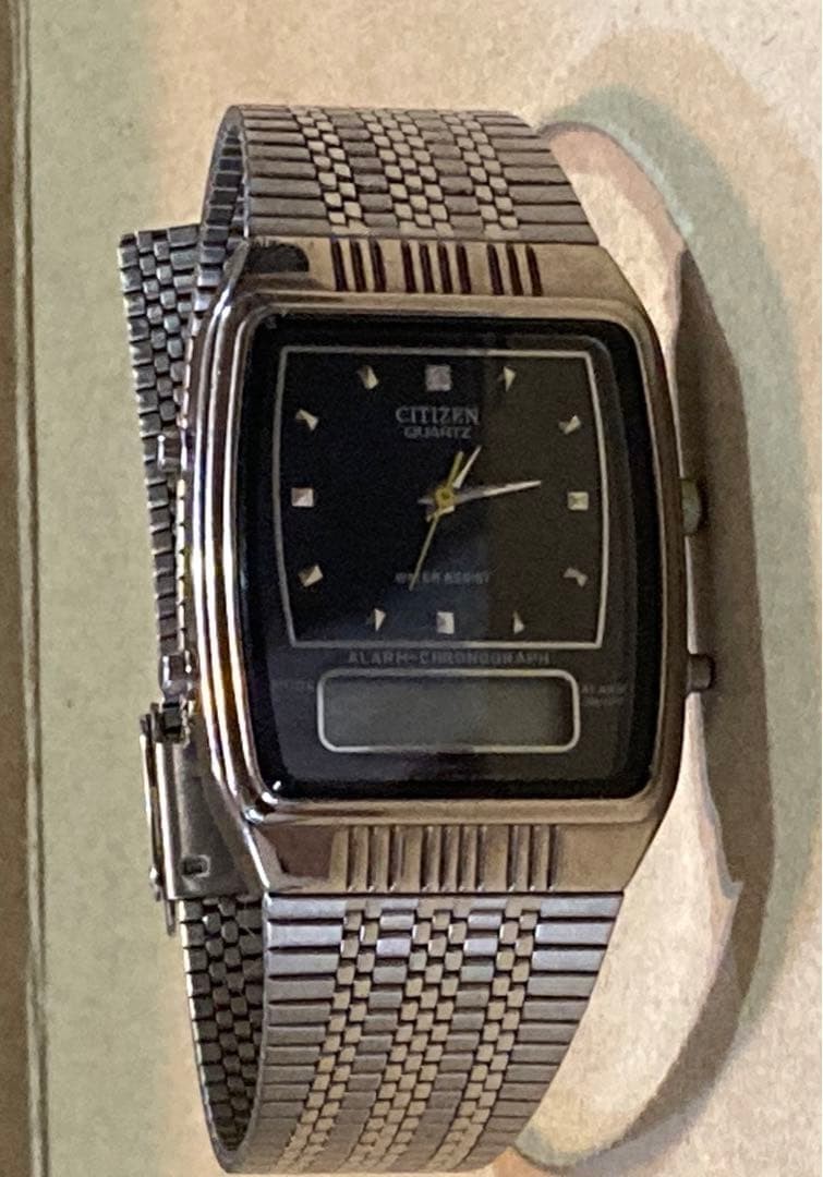 Damaged C480 Vintage Watch Used CA1127 Ana-Digi Retro Citizen - VintageWatches.PK Damaged C480 Vintage Watch Used CA1127 Ana-Digi Retro Citizen - vintagewatches.pk