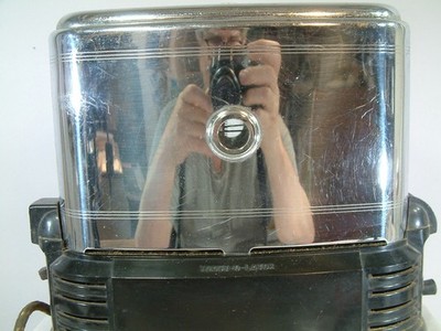 Vintage Toast-O-Lator J Model Black Bakelite Toaster 1940s Art Deco LOOK!