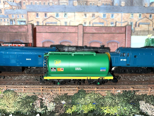 Seltener Hornby Spur O Kesselwagen in BP grüner Lackierung #BPO 371192 neuwertig | Condition: New