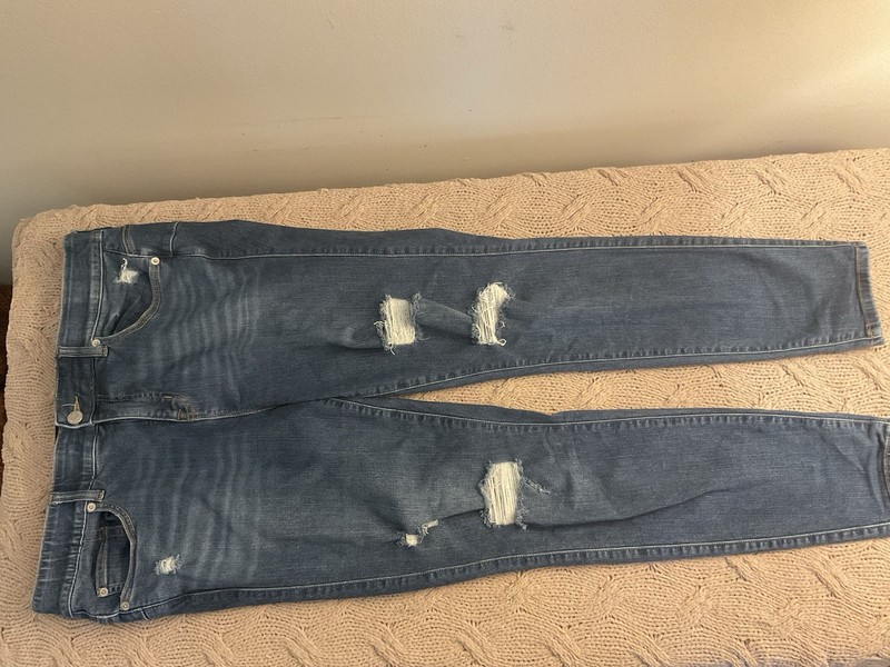 Torrid Women’s Skinny Jeans Blue Denim Stretch Distressed 5-Pocket 18 tall
