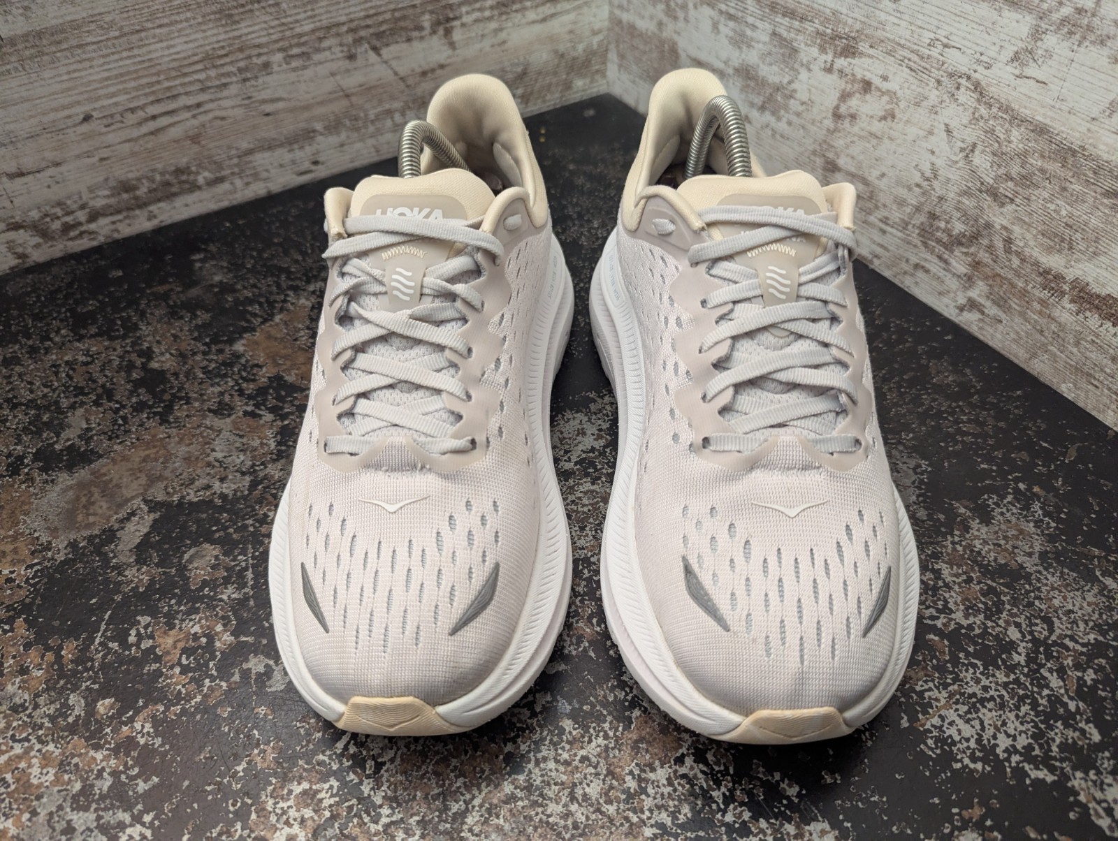 Womens Hoka One One Kawana Running Shoes Sz 9 Used Sneakers Trainers thumbnail 4