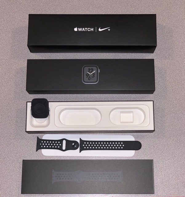apple watch series 4 nike box