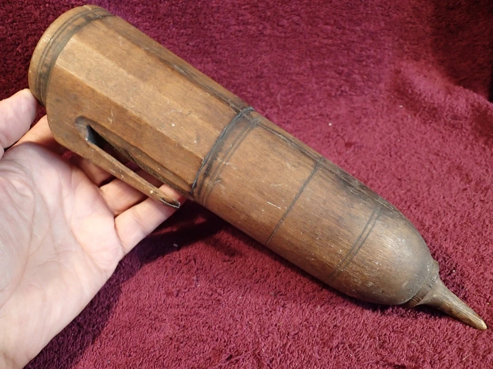 ANTIQUE SICKLE SCYTHE SHARPENER GRINDER WOOD HOLDER PRIMITIVE FOLK ART EUROPEAN - Image 3 of 4