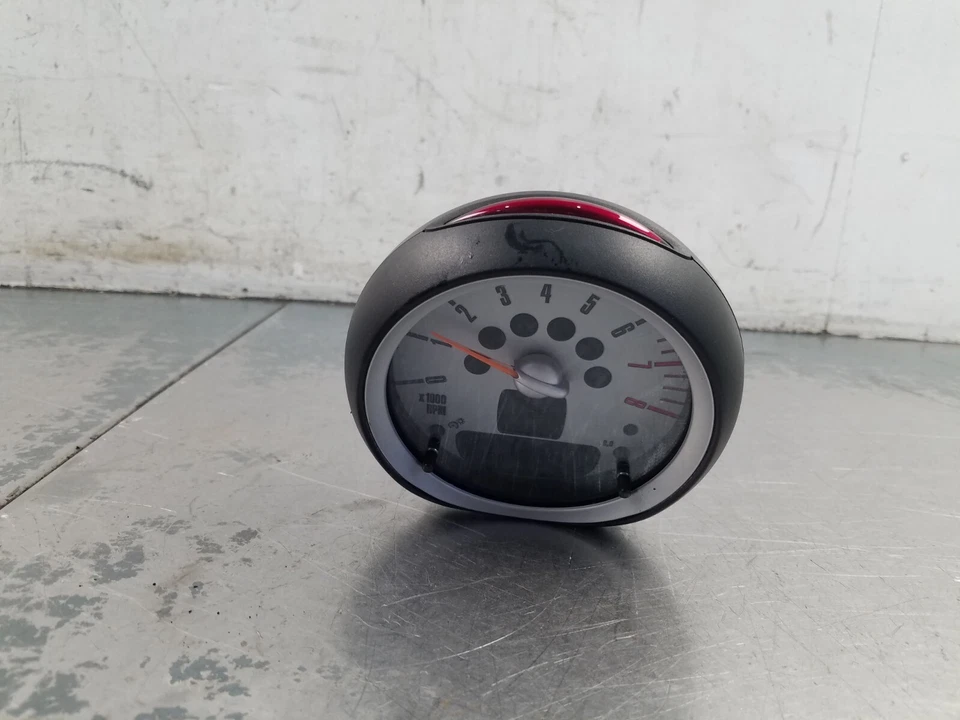 2009 Mini John Cooper Works Tachometer #7162 VV5 - Image 2 of 4