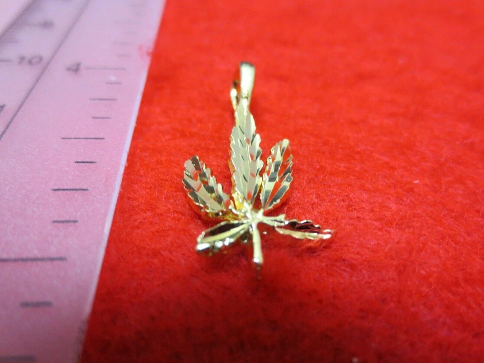 14KT Chapado en Oro Marijuana Olla Hoja Cáñamo Colgante Con 18" CHAIN-2232 - Imagen 2 de 3