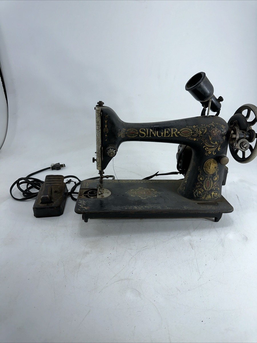 Antique 1920s Singer Model 15 Sewing Machine Head W/Motor and