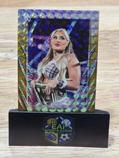 Tiffany Stratton 2026 Topps Chrome WWE #29 Gold Geometric Refractor /50
