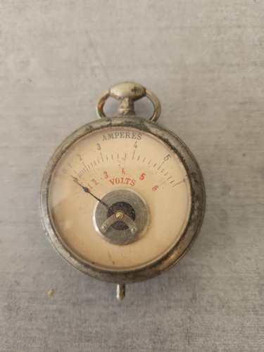Ancien ampèremètre /