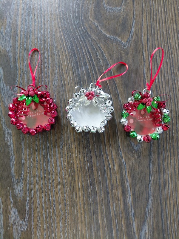 3 Jingle Bell Christmas Tree/free Standing Picture Frames