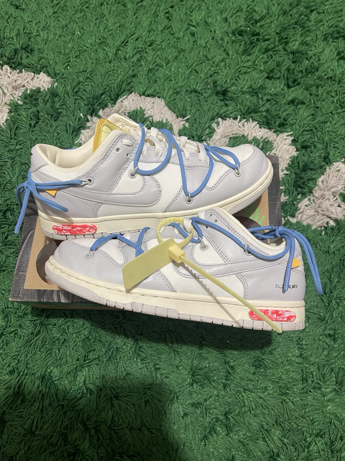 OFF WHITE X NIKE Taglia 8 Nike Off White x Dunk Low Lotto 05 di 50