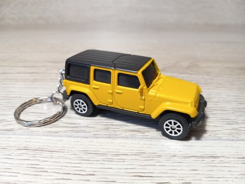2015 Jeep Wrangler Unlimited JK Custom Keychain 1:64 Diecast SUV Keyring 4x4