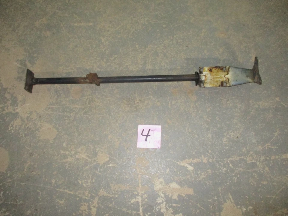 1981 Polaris Cutlass SS 440 Snowmobile Steering Post / Stem Foto 3 de 4