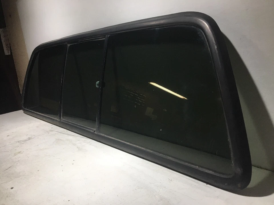 99-07 FORD F250 F350 REAR SLIDER SLIDING WINDOW GLASS CARLITEOEM FORD SUPER DUTY - Image 4 of 4