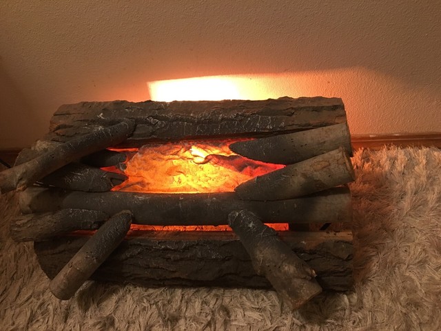 Vintage Electric Lighted Rotating Faux Fire Wood Log Fireplace Insert