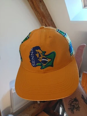 Ayrton Senna Foundation casquette 1980 homme rayée Formule 1 réglable Officiel - Photo 1/4