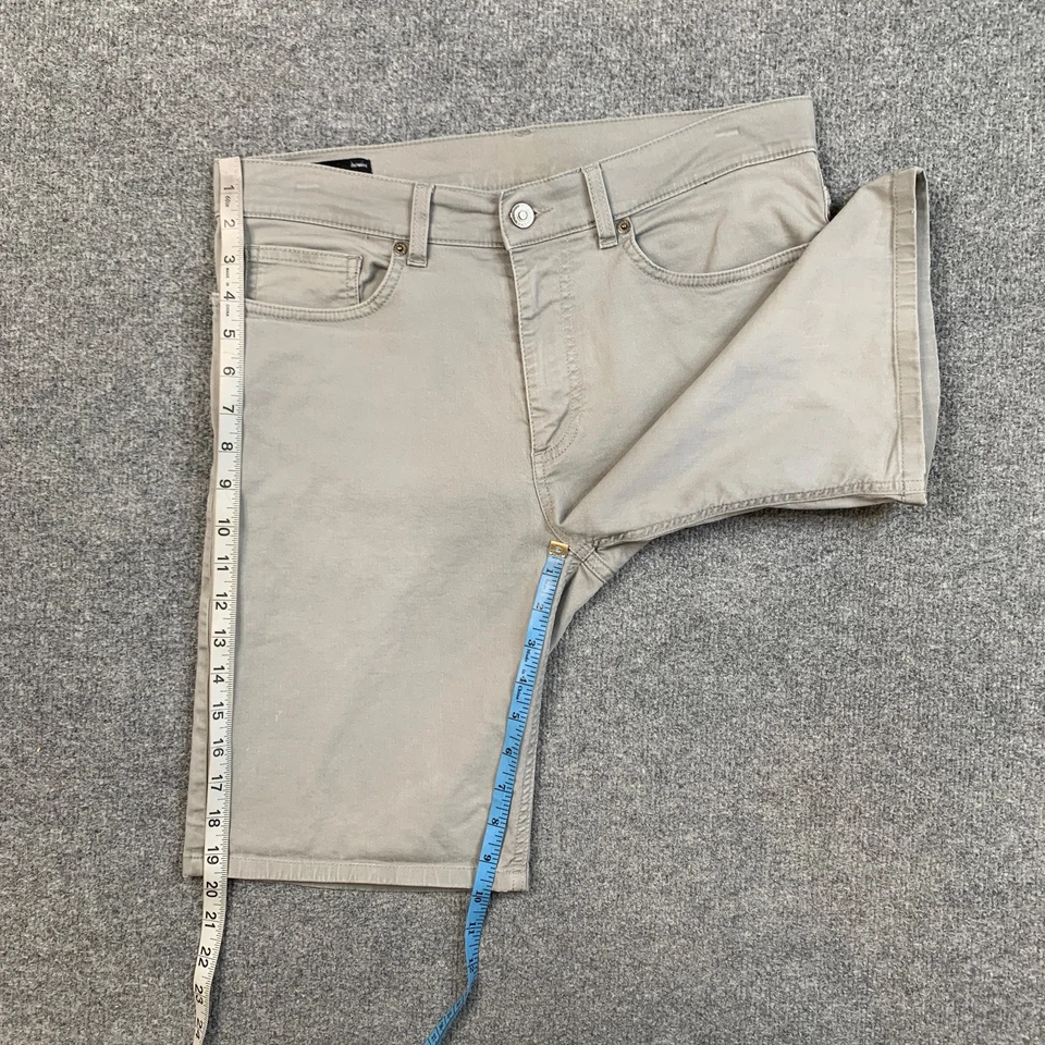 Shorts Oakley Masculino 32 Cinza Claro Ajuste Personalizado Cintura Média 5 Bolsos Jeans Frente Plana - Imagem 3 de 4