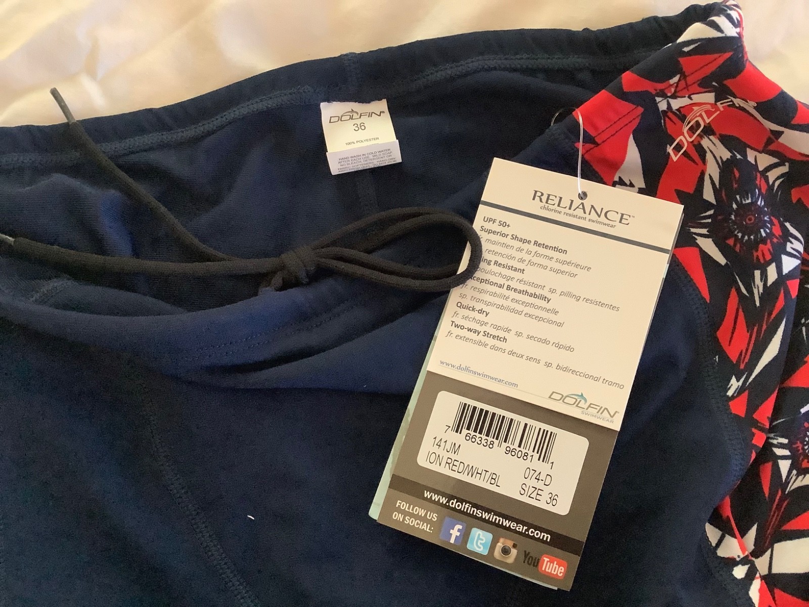 Dolfin Men’s swimwear size 36 new with tags UPF 50+ chlorine resistant