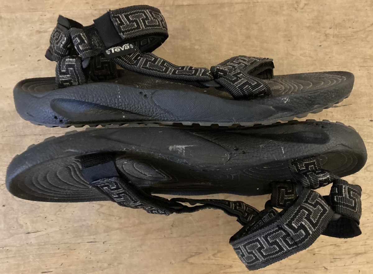 TEVA Sandals Hurricane Adjustble Straps Black/Gray Geometric  display picture 2