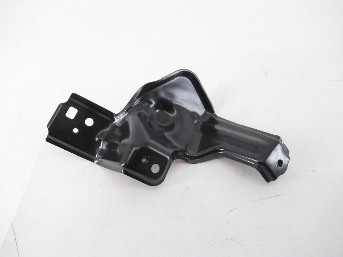 Genuine OEM Honda 60437-SZA-A00ZZ Passenger Side Headlight Bracket