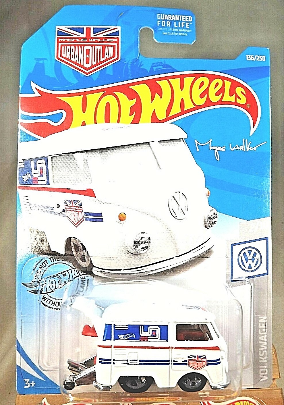 2019 Hot Wheels #136 Volkswagen 2/10 KOOL KOMBI White Variant w/Gray 5 Spokes 