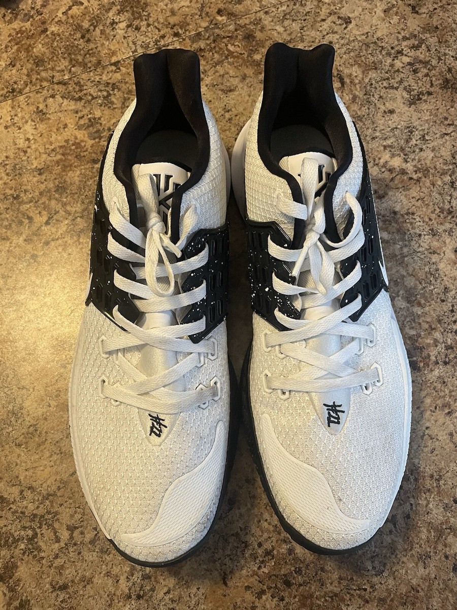 Nike Kyrie Low White Black Size 16