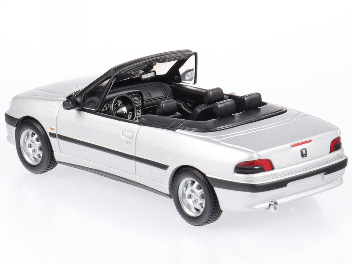 ミニカー imuna 2024年のクリスマスの特別な衣装 Amazon ミニカー 京商 jota SVR