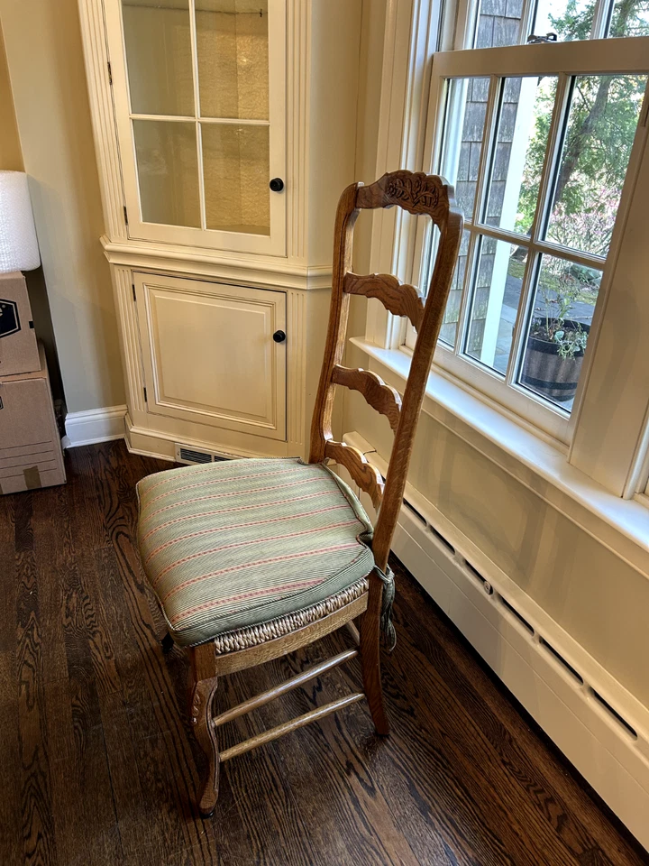 法国乡村橡木餐桌和8把橡木椅子-带3片叶子 — 第 4/4 张图片