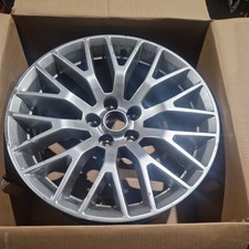 1x Genuine Ford Mustang GT 19" front Alloy Wheel 9Jx19 FR3J-1007-BD 2117753