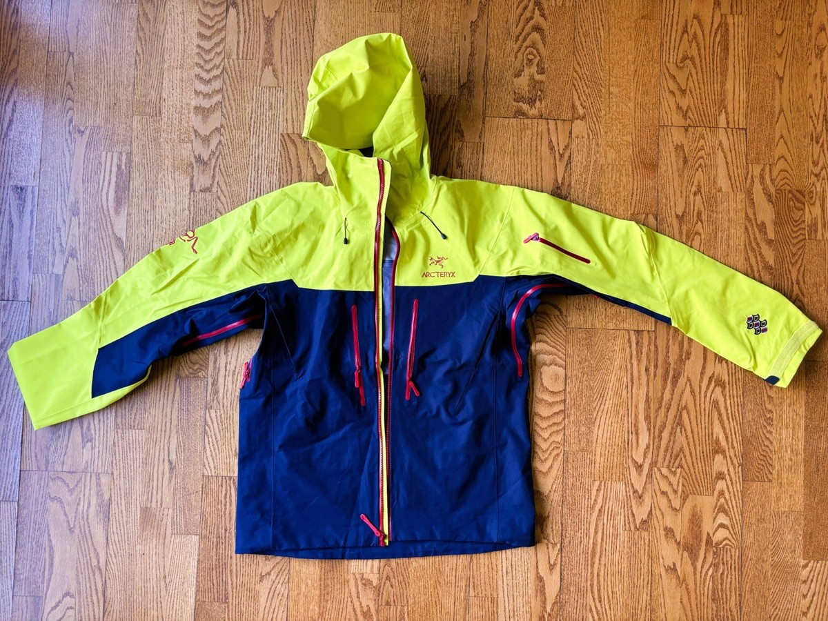 Arc'teryx Alpha SV Year of The Dragon Jacket LNY 2024 Men's Size