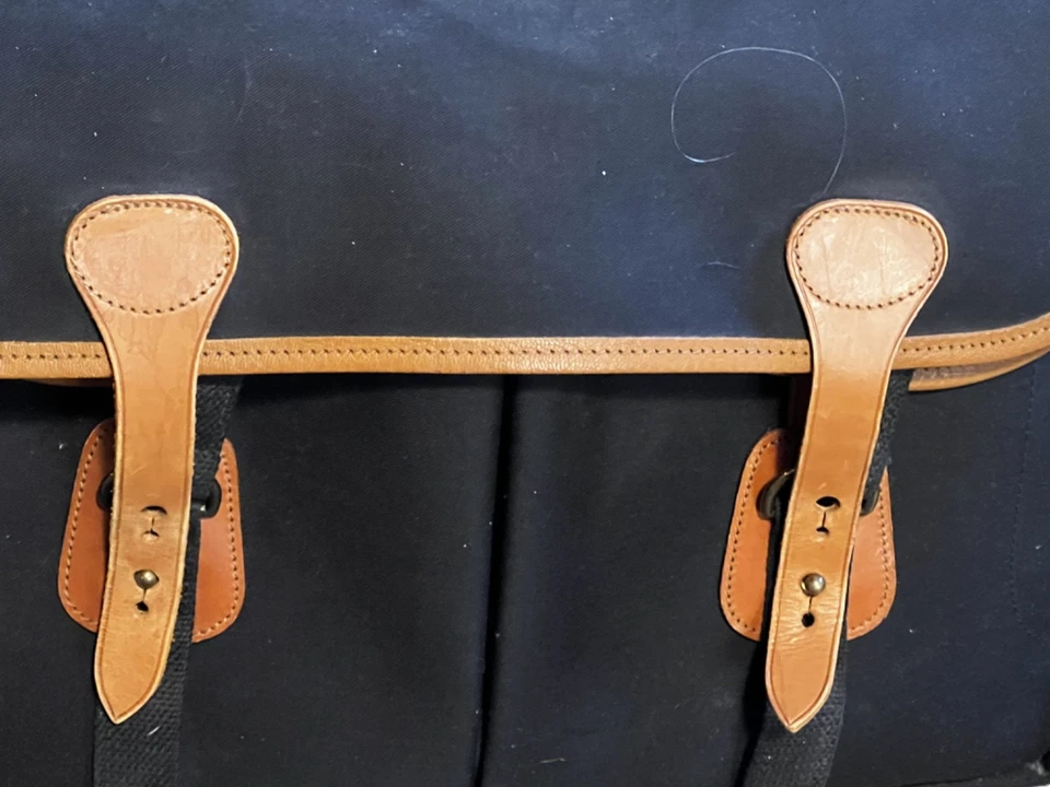 Billingham Hadley 大号 Pro CameraBag 黑色帆布/棕褐色皮革 — 第 2/4 张图片