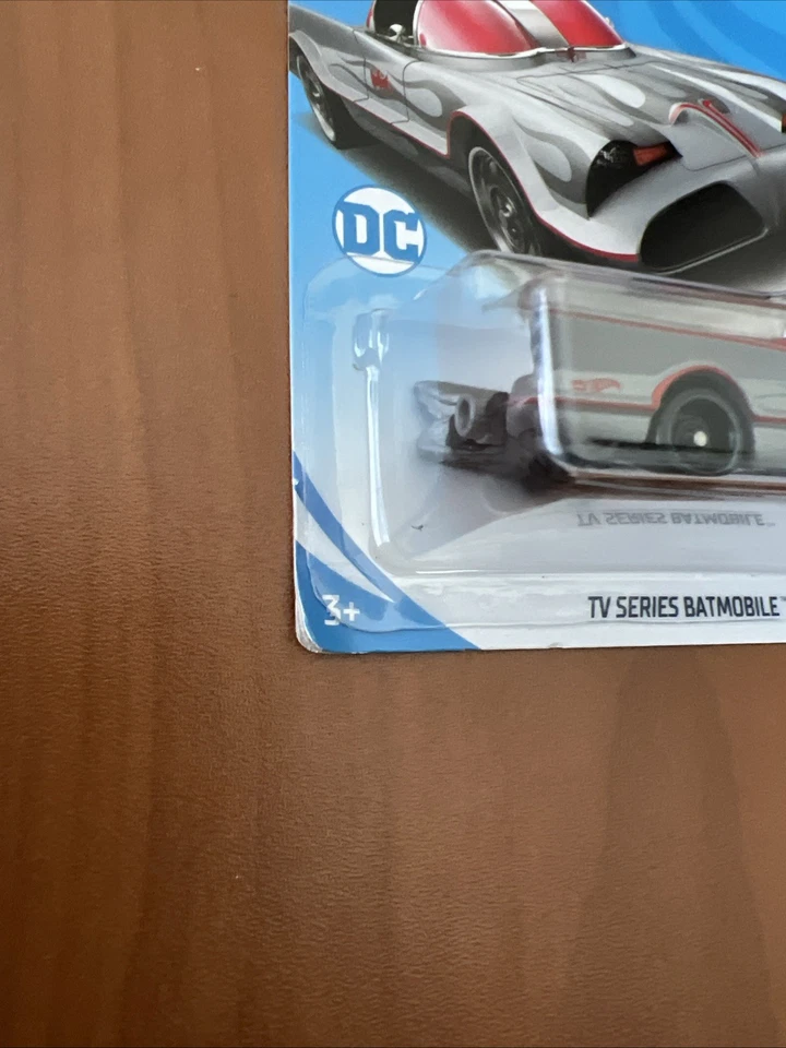 Hot Wheels Classic Tv Series 66 Batman Batmobile Grey Flames Red Tint Variation - Image 4 of 4