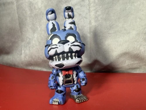 Funko Pop! Vinyl: Five Nights at Freddy's - Bonnie the Rabbit (Nightmare) #215