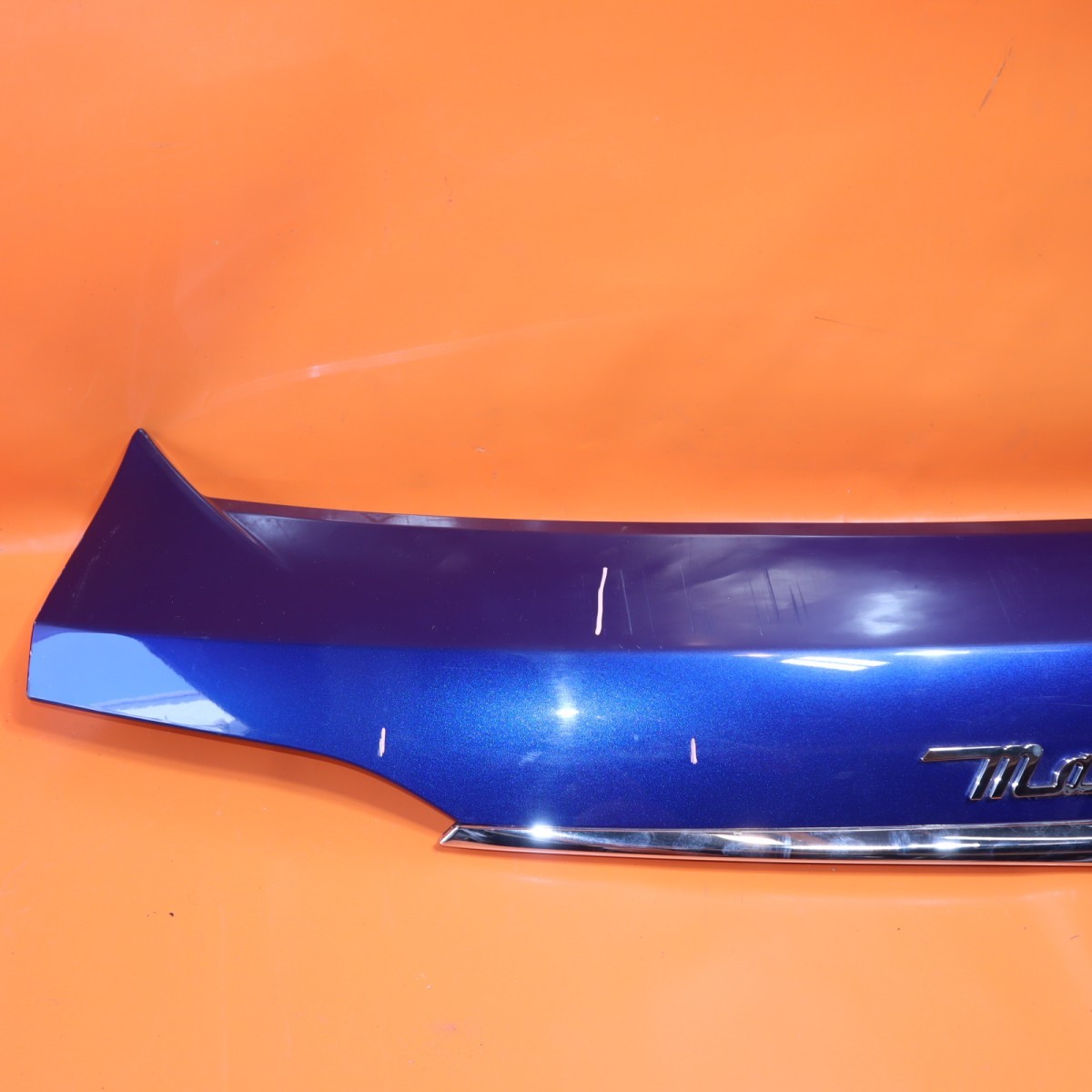 MASERATI LEVANTE TAILGATE SPOILER WING TRIM 2016 2017 2018 2019 670042733 OEM
