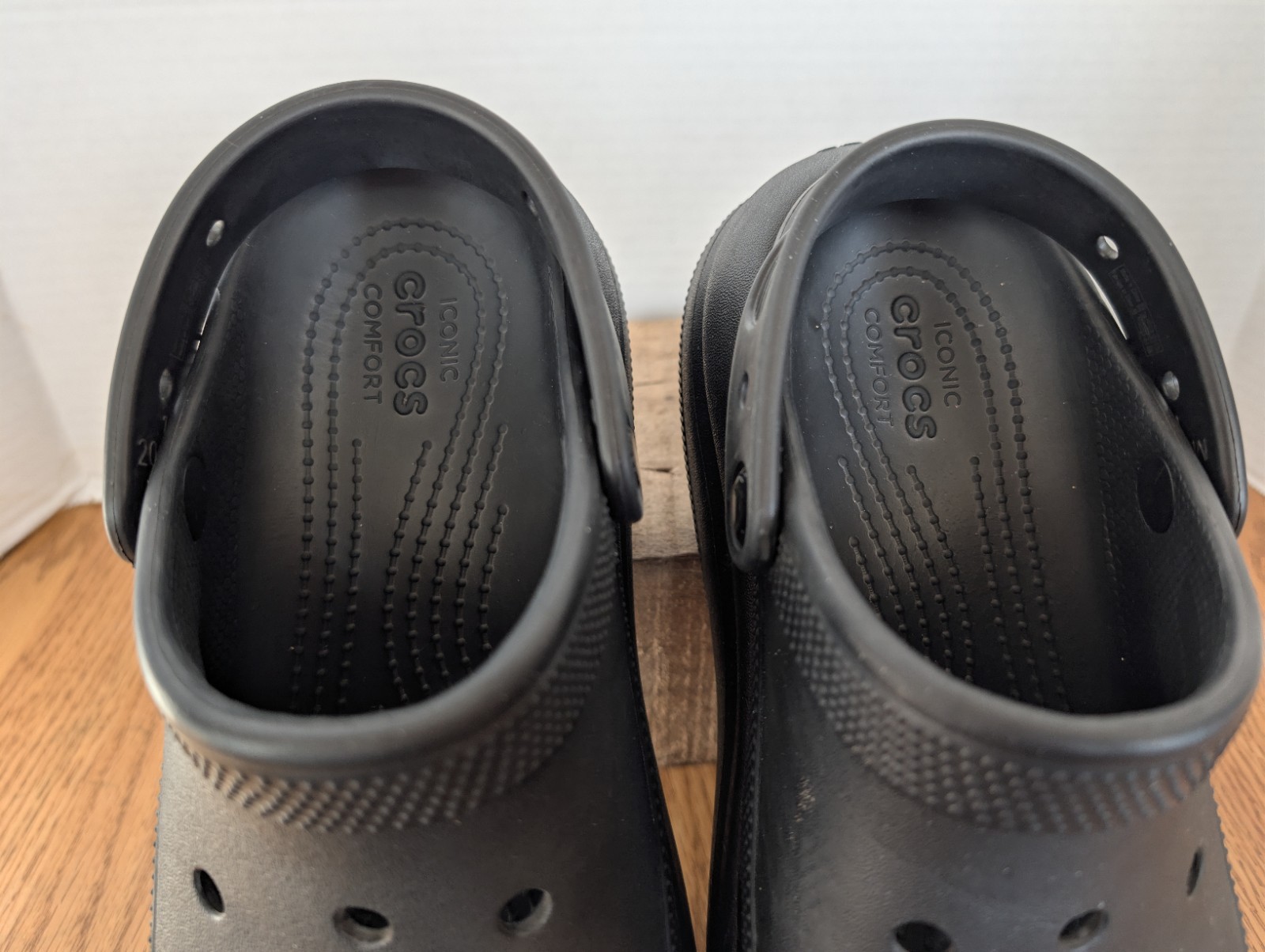 Crocs Classic Platform Clog Black Elevated Sole S… - image 4