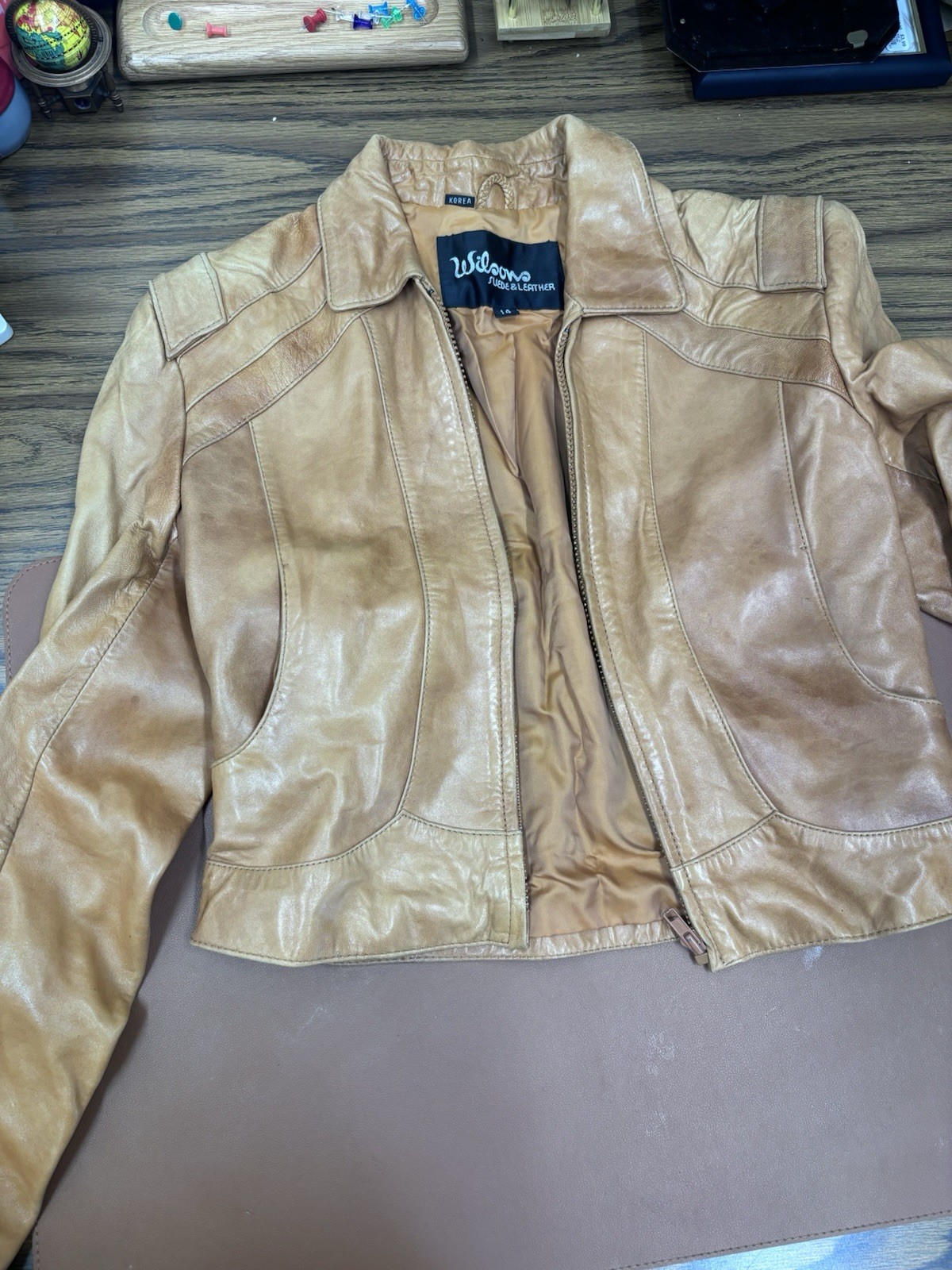 Vintage Y2K Condition- Women’s Wilson Leather Brown Cropped Jacket Small