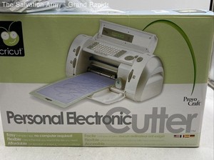 Cricut Provo Craft Personal Electronic Die Cutting Machine With Accessories